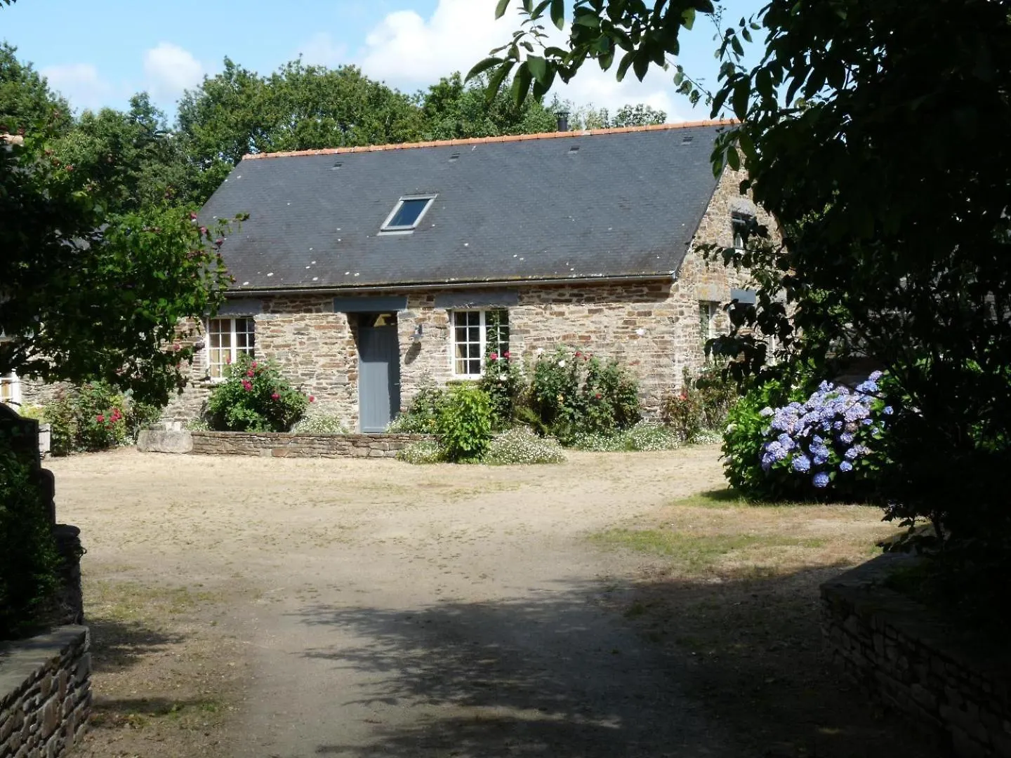 La Petite Ferme De Quehero Saint-Igeaux France